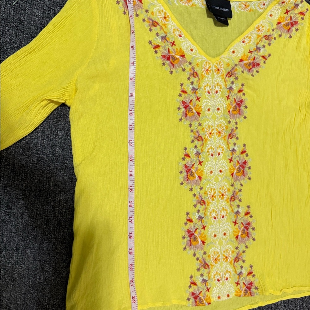 Sunny Yellow Floral Blouse - Picture 7 of 11